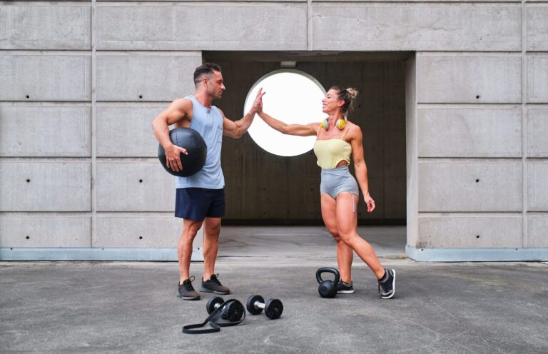 Building a Sustainable Fitness Routine: How to Stay Consistent and Motivated