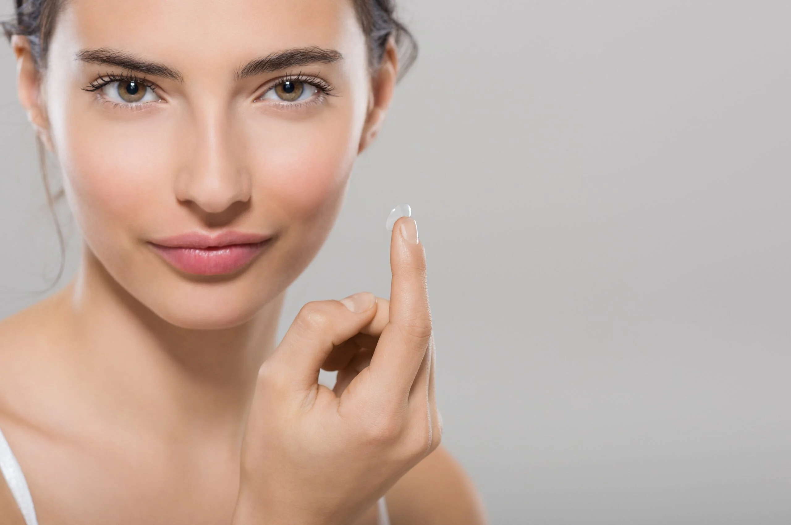 Choosing the Right Contact Lenses for Your Lifestyle Choosing the Right Contact Lenses for Your Lifestyle